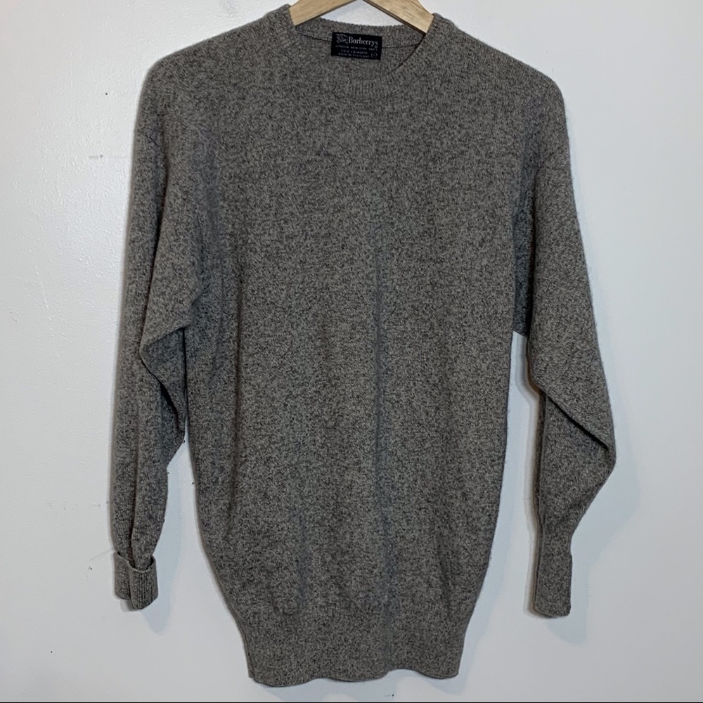 EUC Burberrys 100% Cashmere Sweater